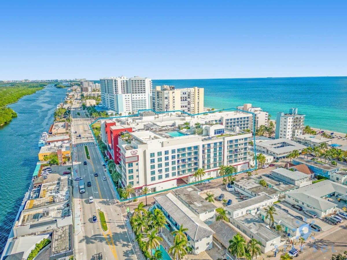 Rooftop Pool - Hollywood Beach Boardwalk Kültér fotó